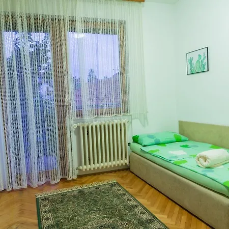 Apartament Selma *